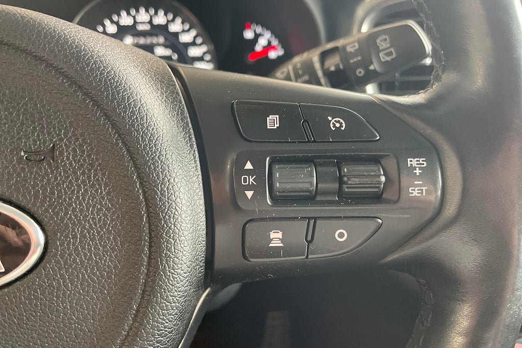 Vehicle Image 29
