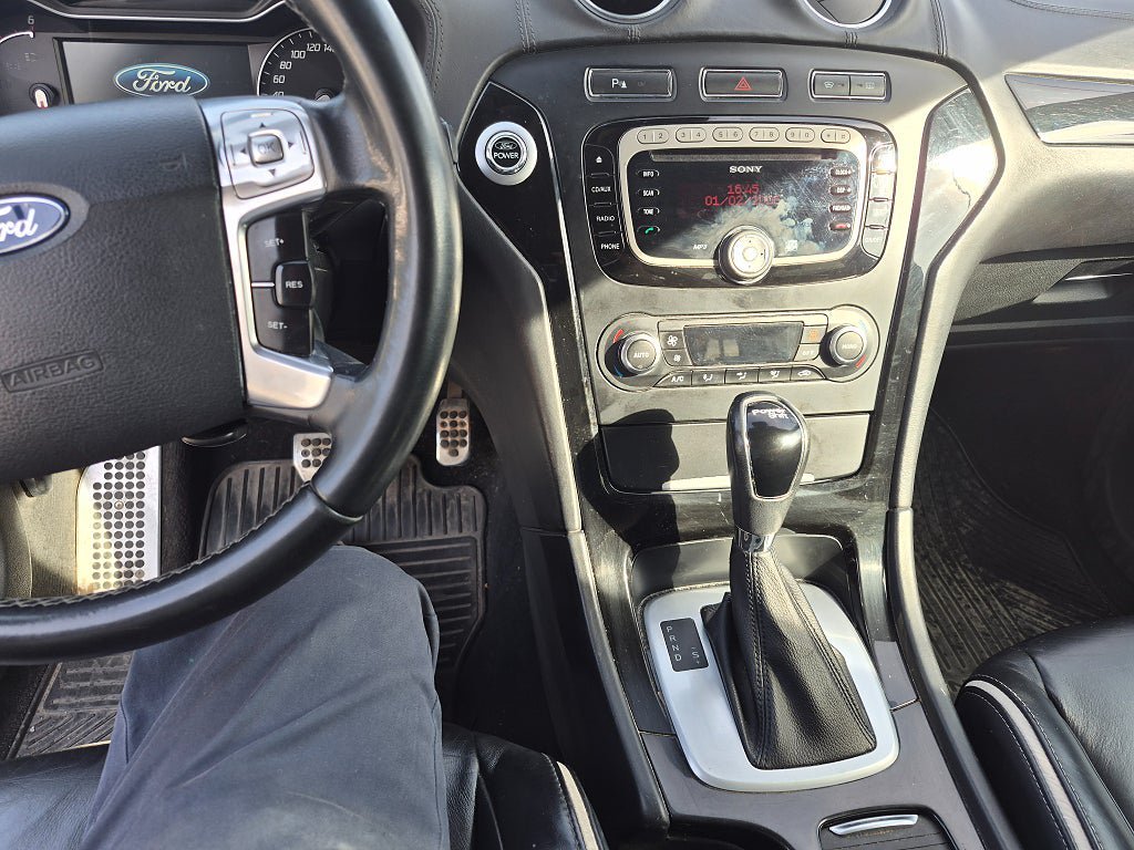 Vehicle Image 30