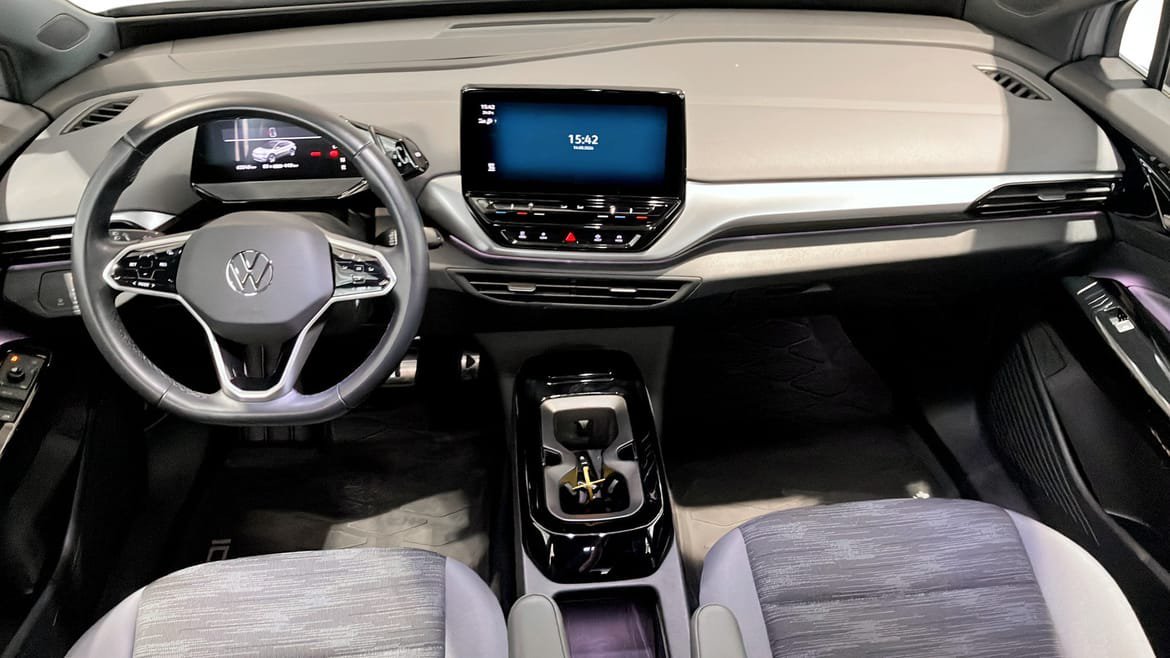 Vehicle Image 10