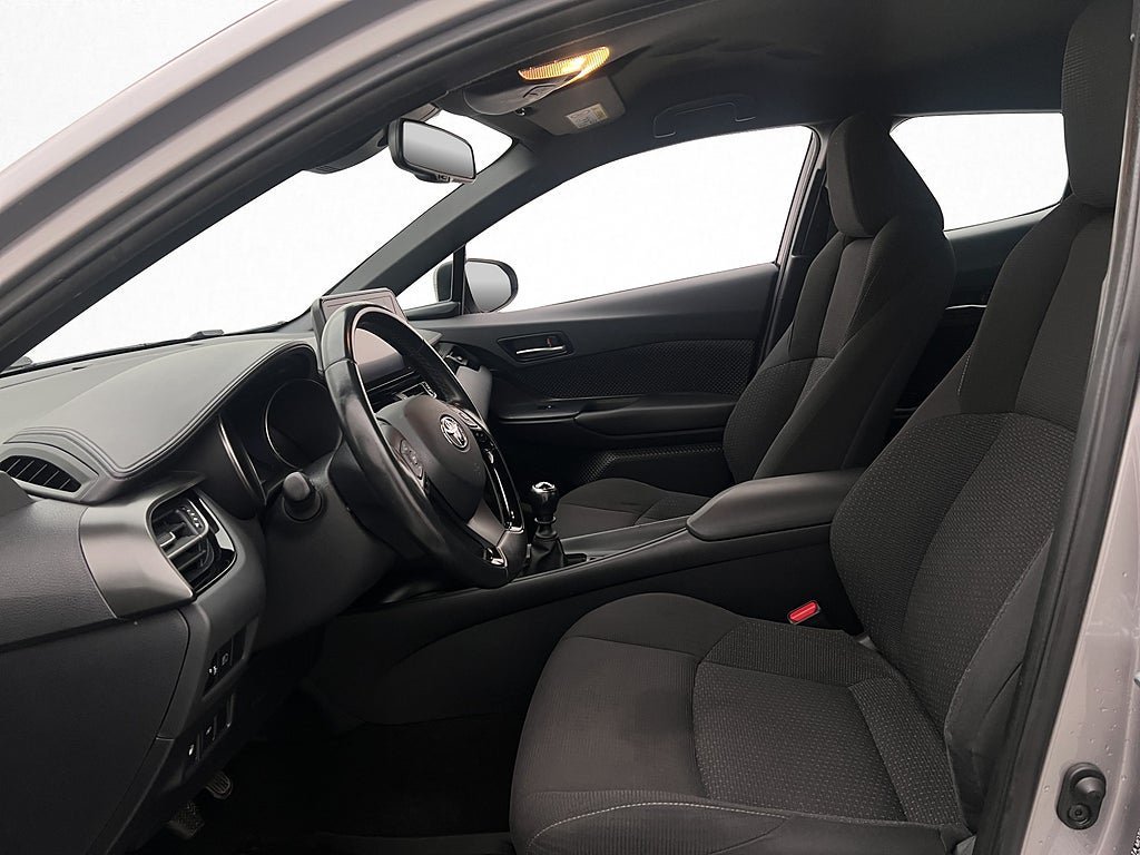 Vehicle Image 9