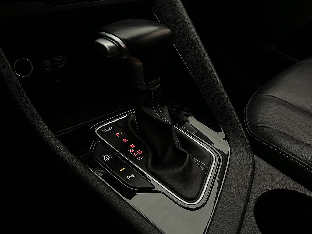 Vehicle Image 21