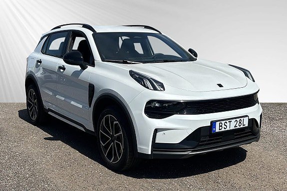Vehicle Image 6