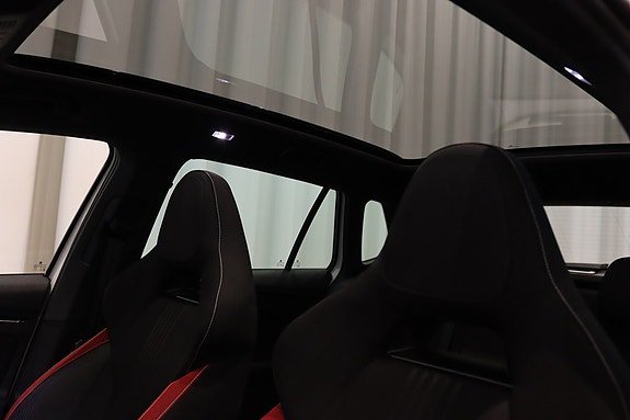 Vehicle Image 24
