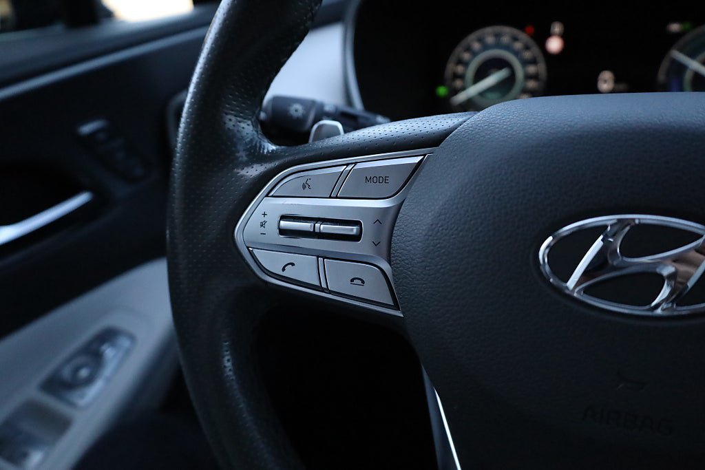 Vehicle Image 22