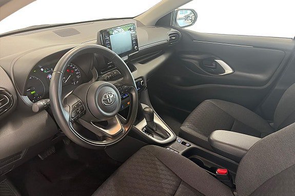 Vehicle Image 11
