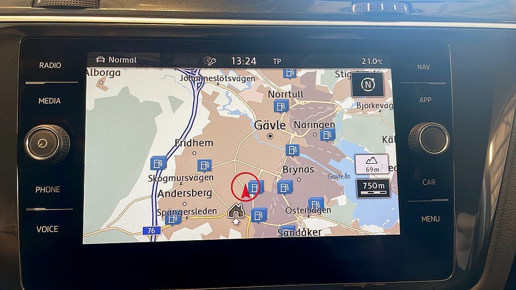 Vehicle Image 15