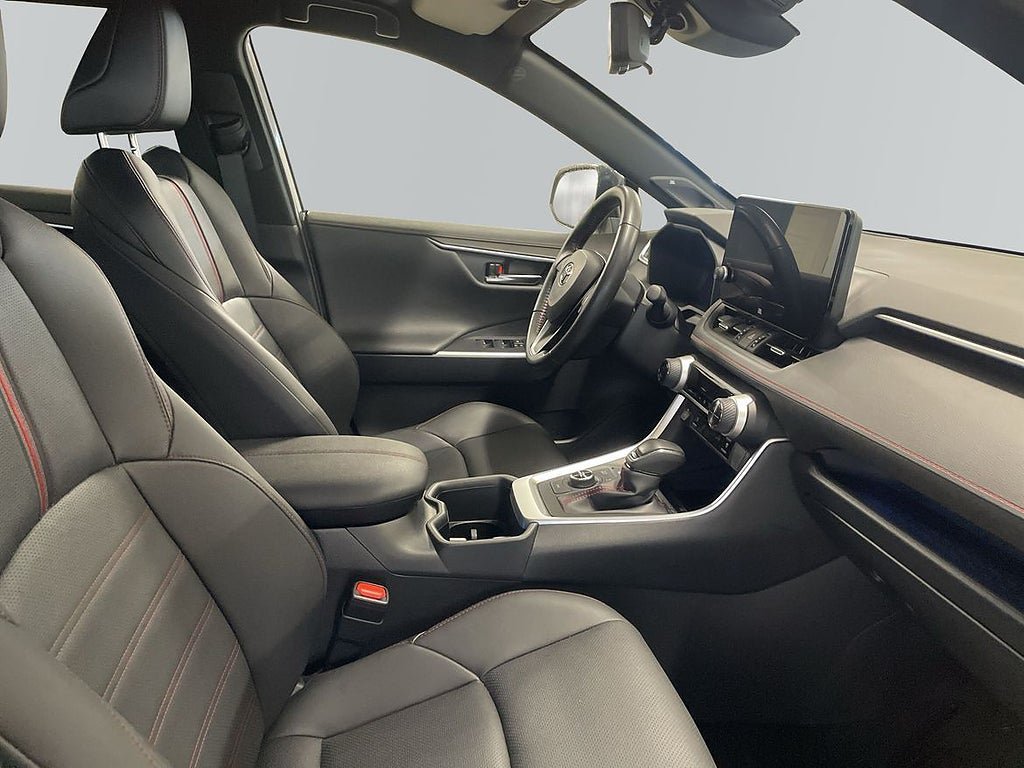 Vehicle Image 6