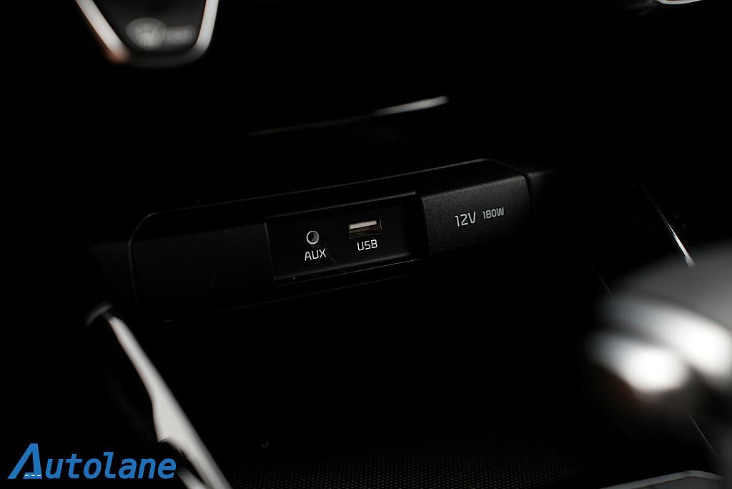 Vehicle Image 30
