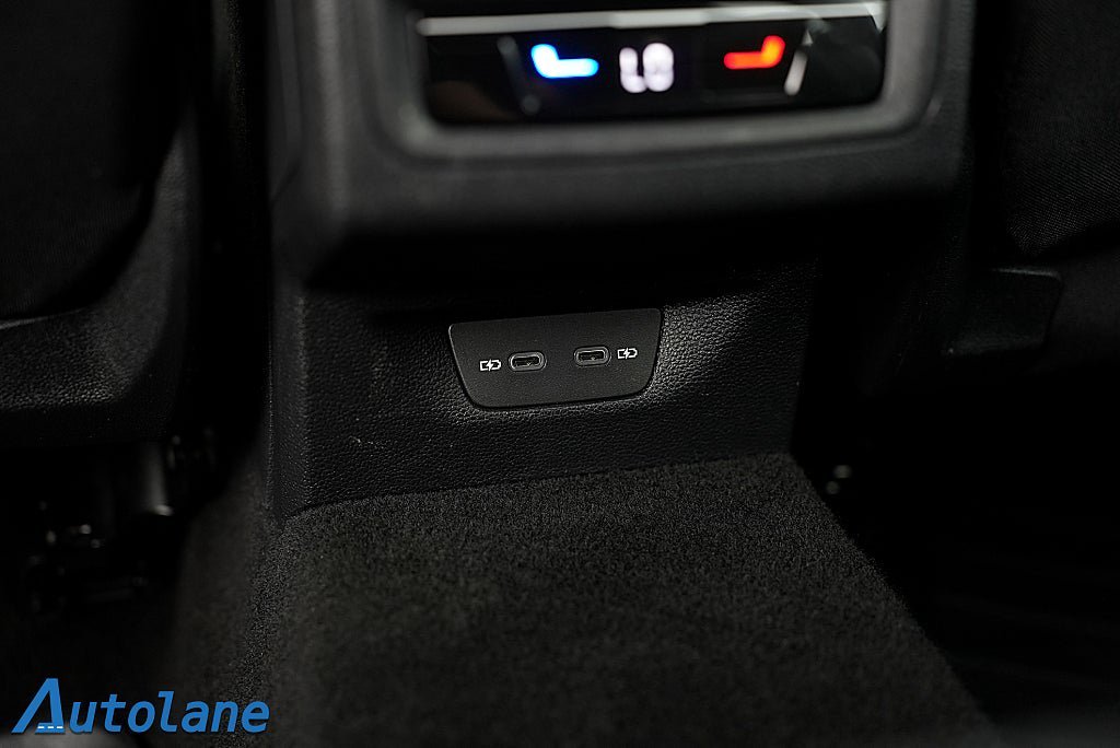 Vehicle Image 33