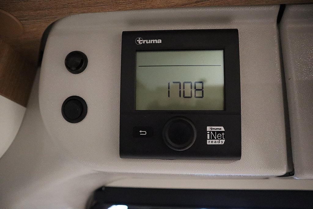 Vehicle Image 24