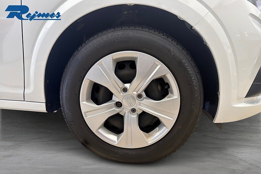 Vehicle Image 18