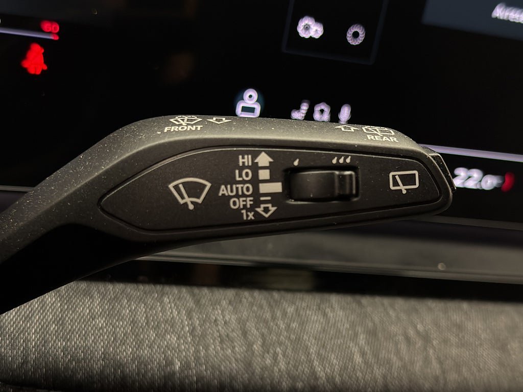Vehicle Image 36