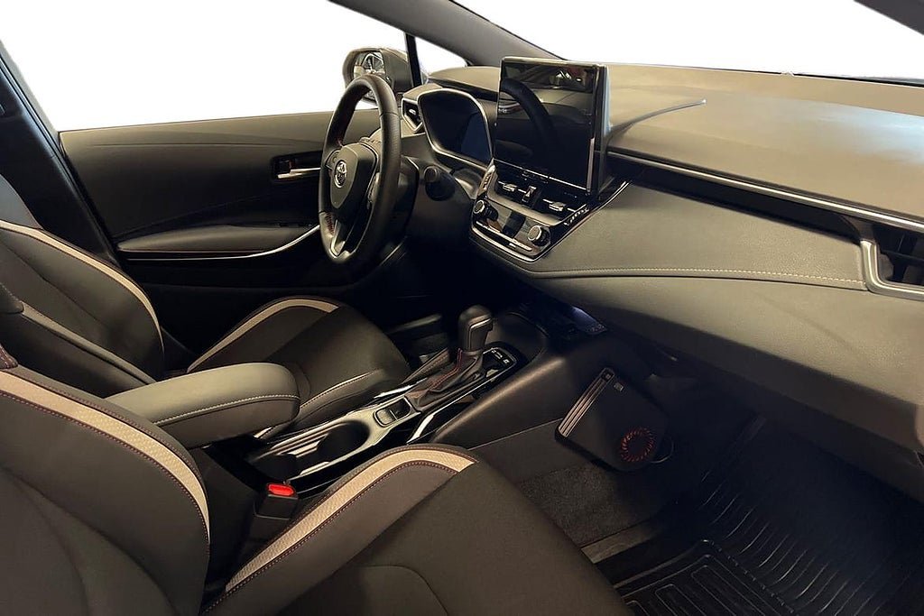 Vehicle Image 7