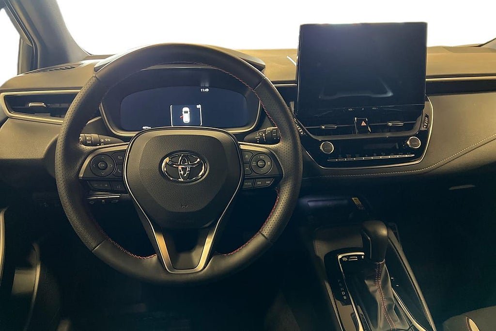 Vehicle Image 10