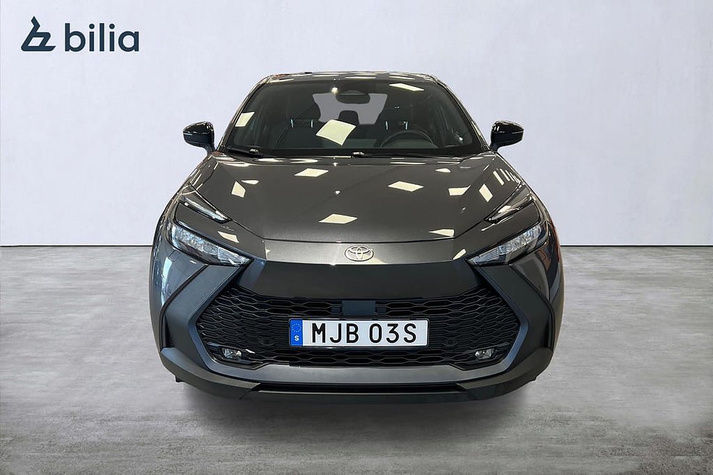 Vehicle Image 6