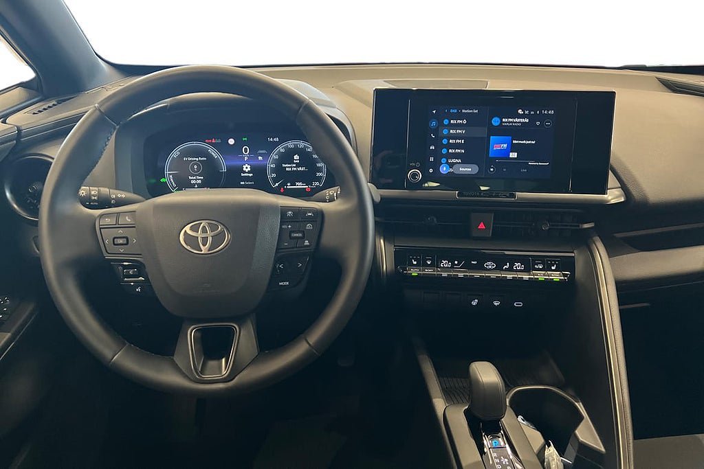 Vehicle Image 11