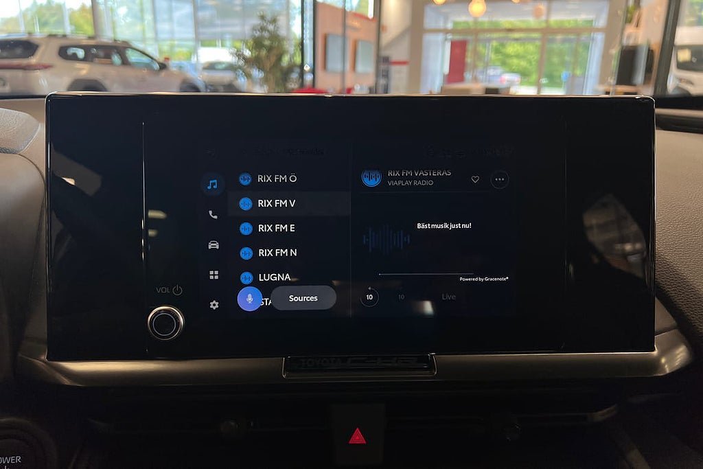 Vehicle Image 15
