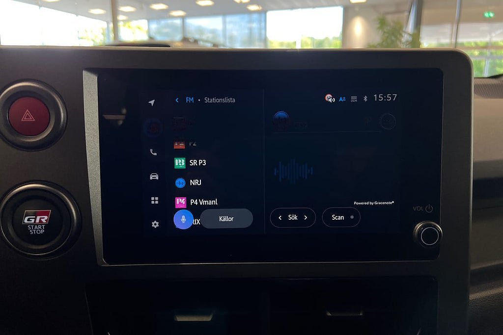 Vehicle Image 15