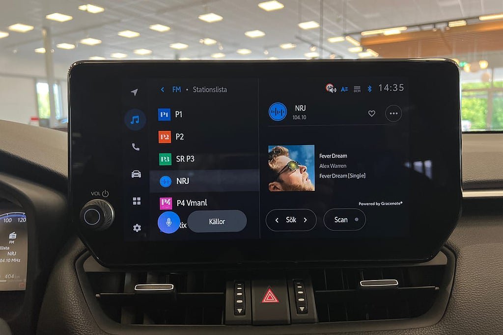 Vehicle Image 15