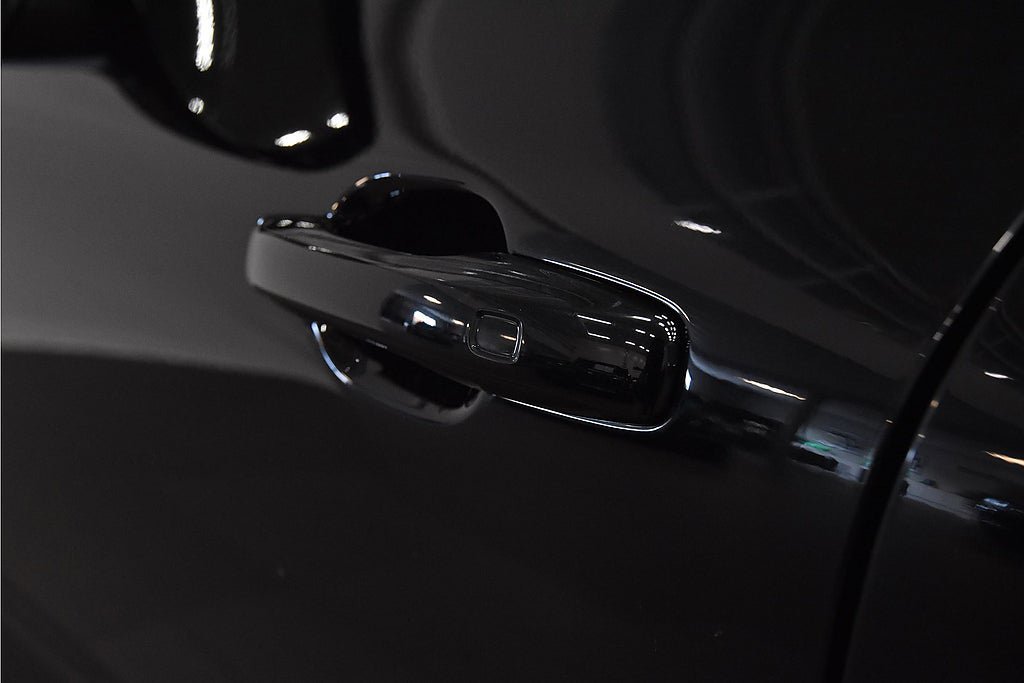 Vehicle Image 26