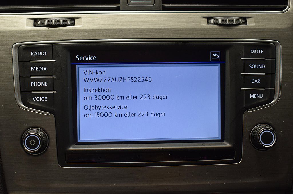 Vehicle Image 18