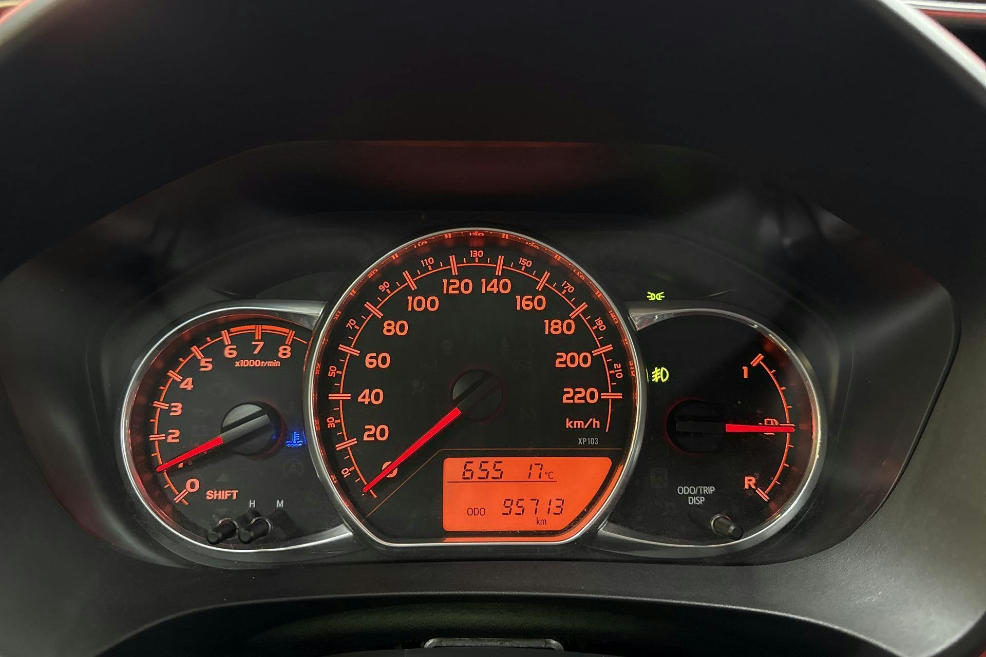 Vehicle Image 10