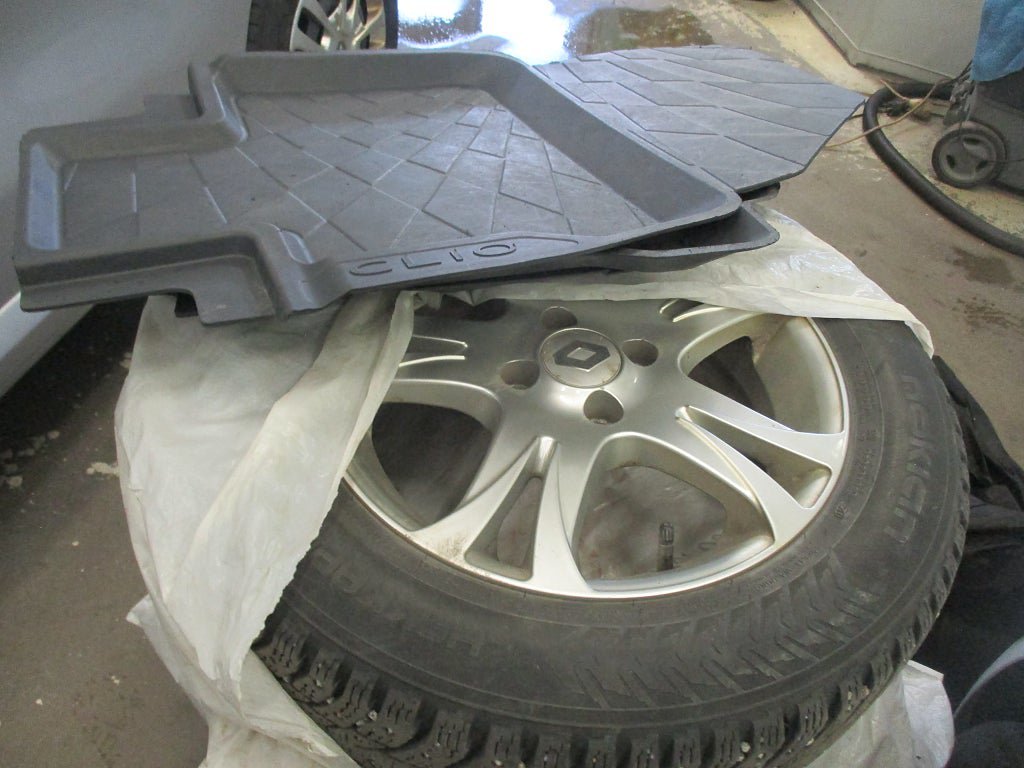 Vehicle Image 15