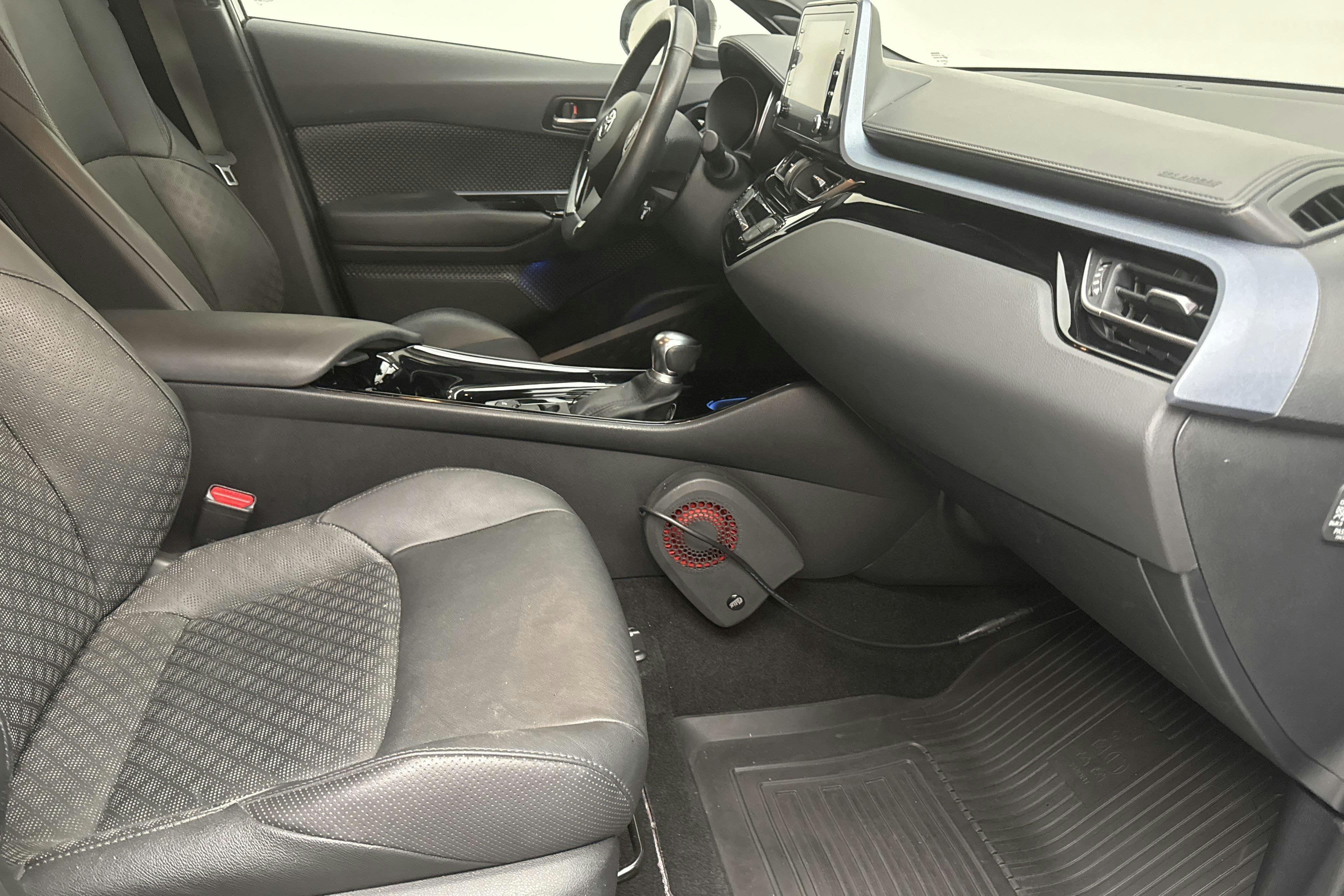 Vehicle Image 7