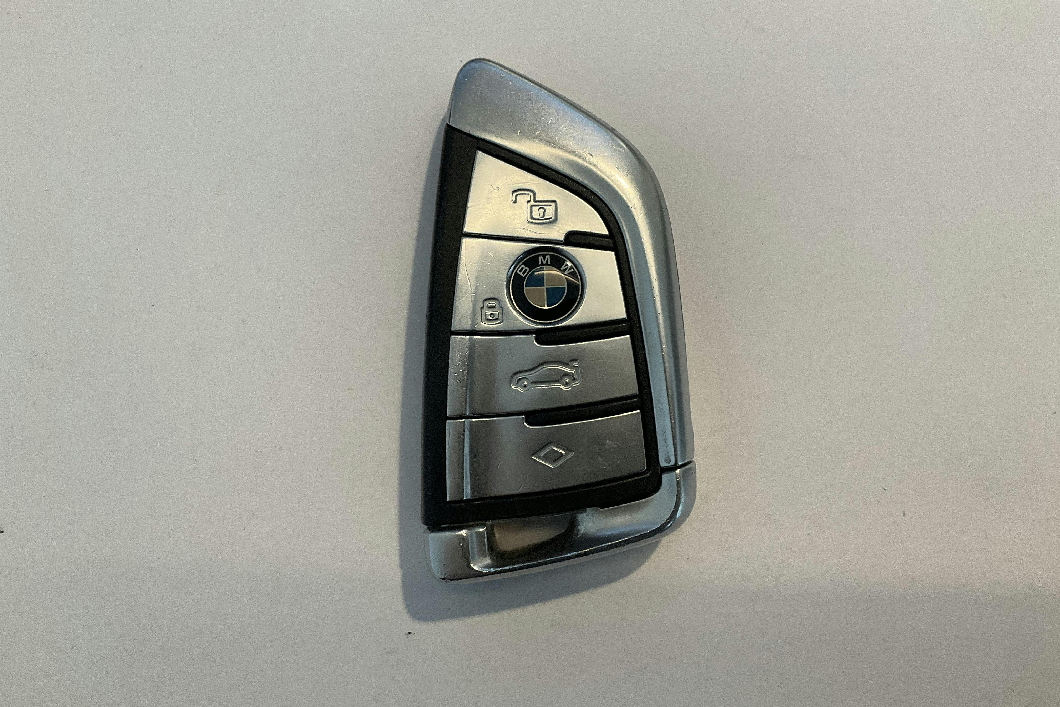 Vehicle Image 21