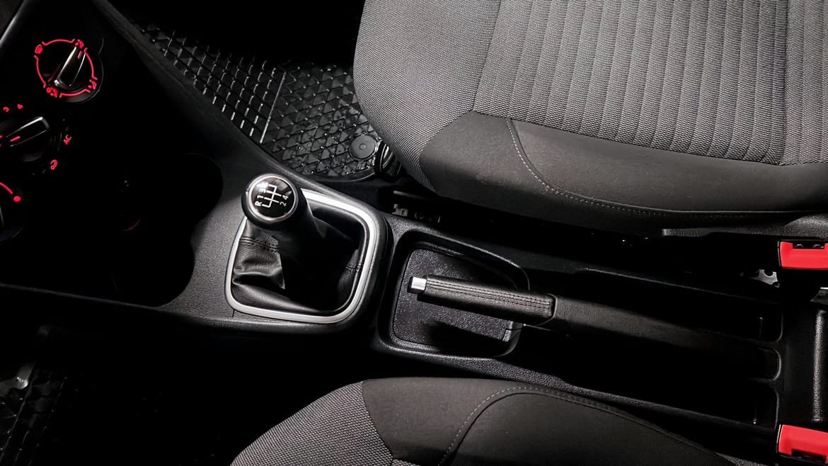 Vehicle Image 16