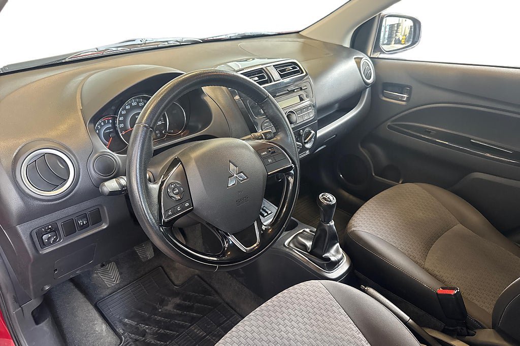 Vehicle Image 13