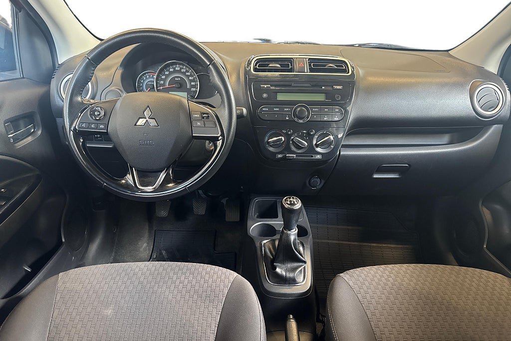 Vehicle Image 14