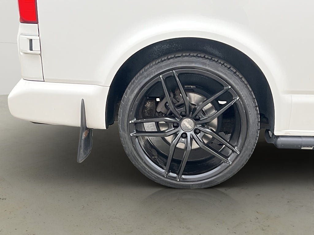 Vehicle Image 31