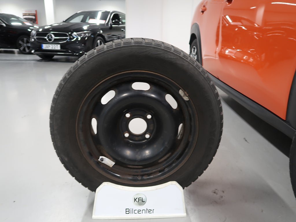 Vehicle Image 13