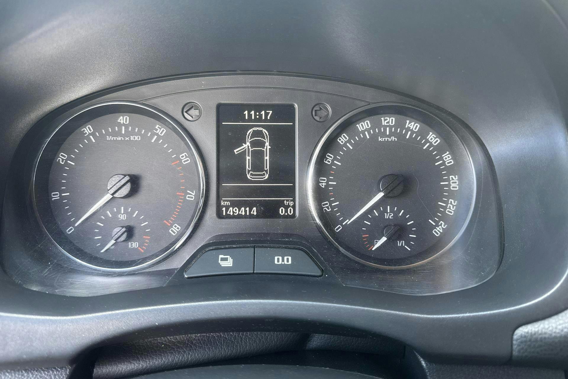 Vehicle Image 11