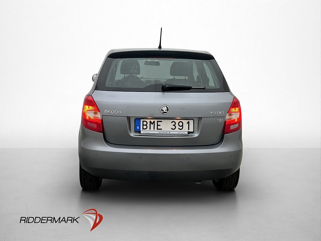 Vehicle Image 6
