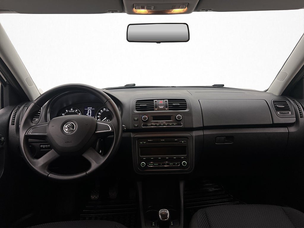 Vehicle Image 11