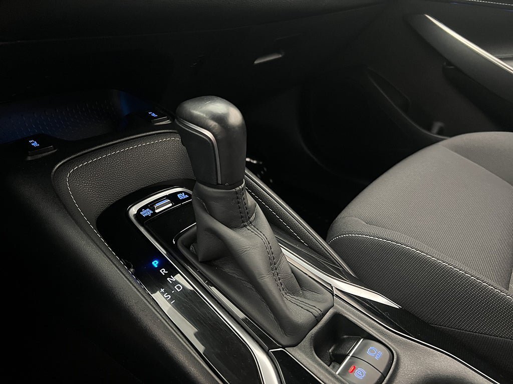 Vehicle Image 21