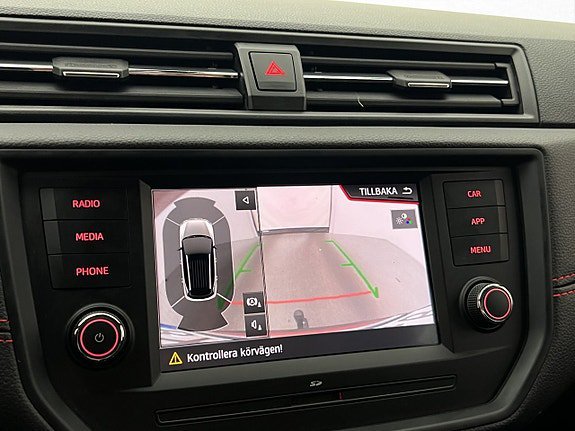 Vehicle Image 23