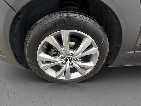 Vehicle Image 33