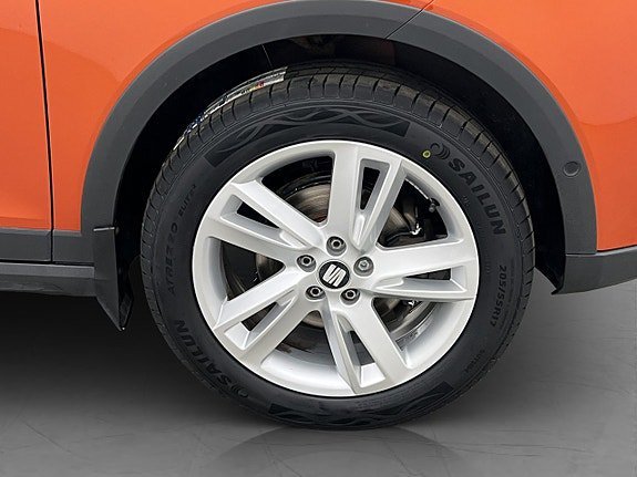 Vehicle Image 32