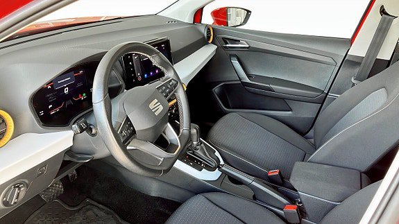 Vehicle Image 7
