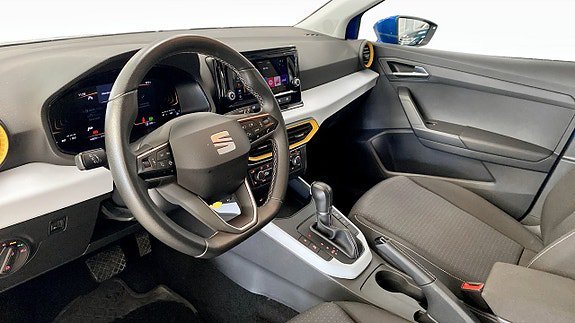 Vehicle Image 7