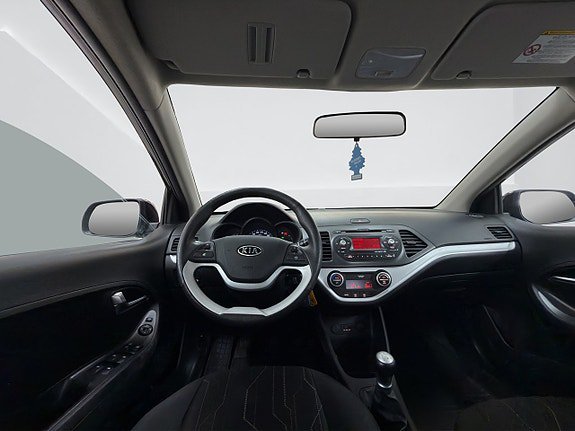 Vehicle Image 12
