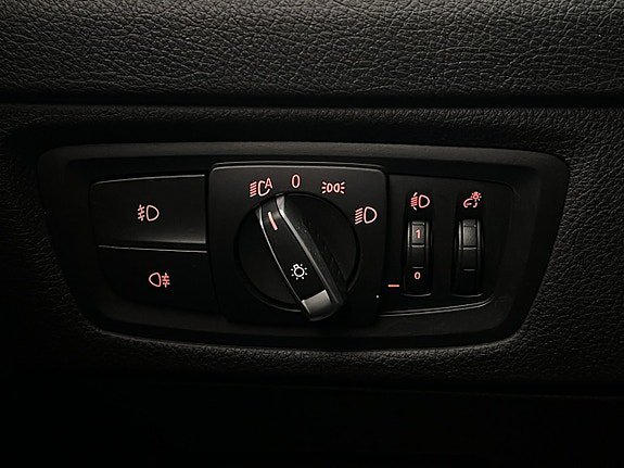 Vehicle Image 26