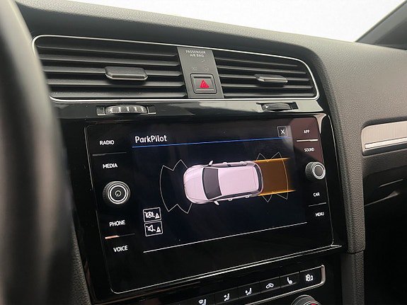 Vehicle Image 21