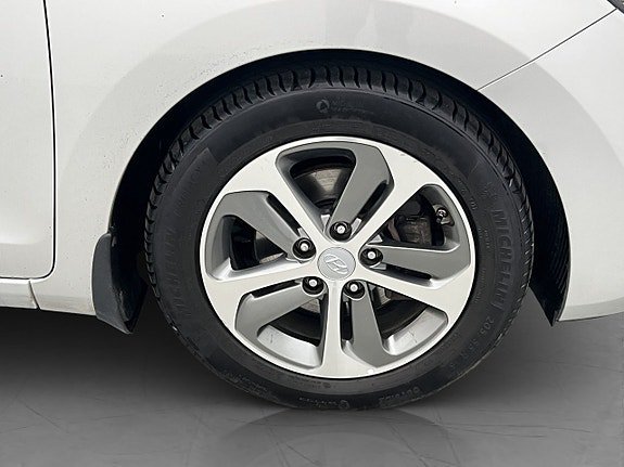 Vehicle Image 31