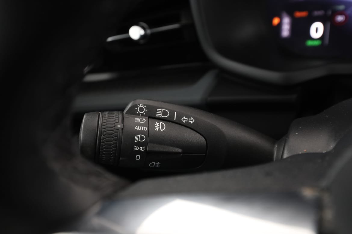 Vehicle Image 33