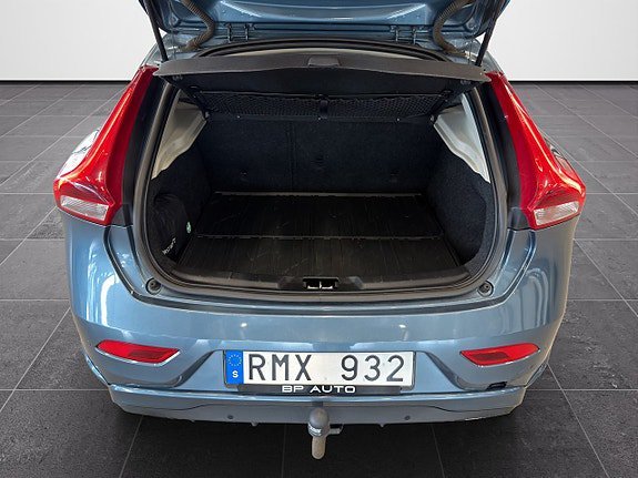 Vehicle Image 24