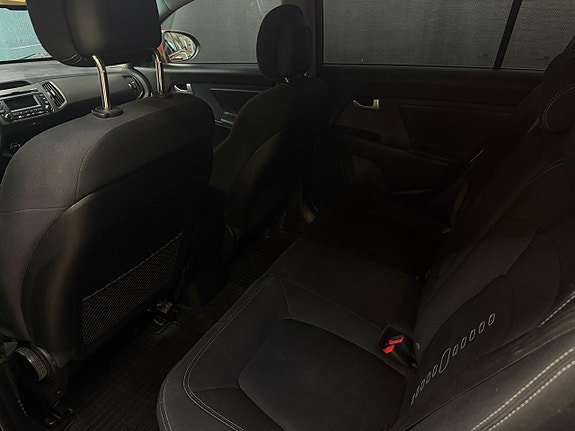 Vehicle Image 17